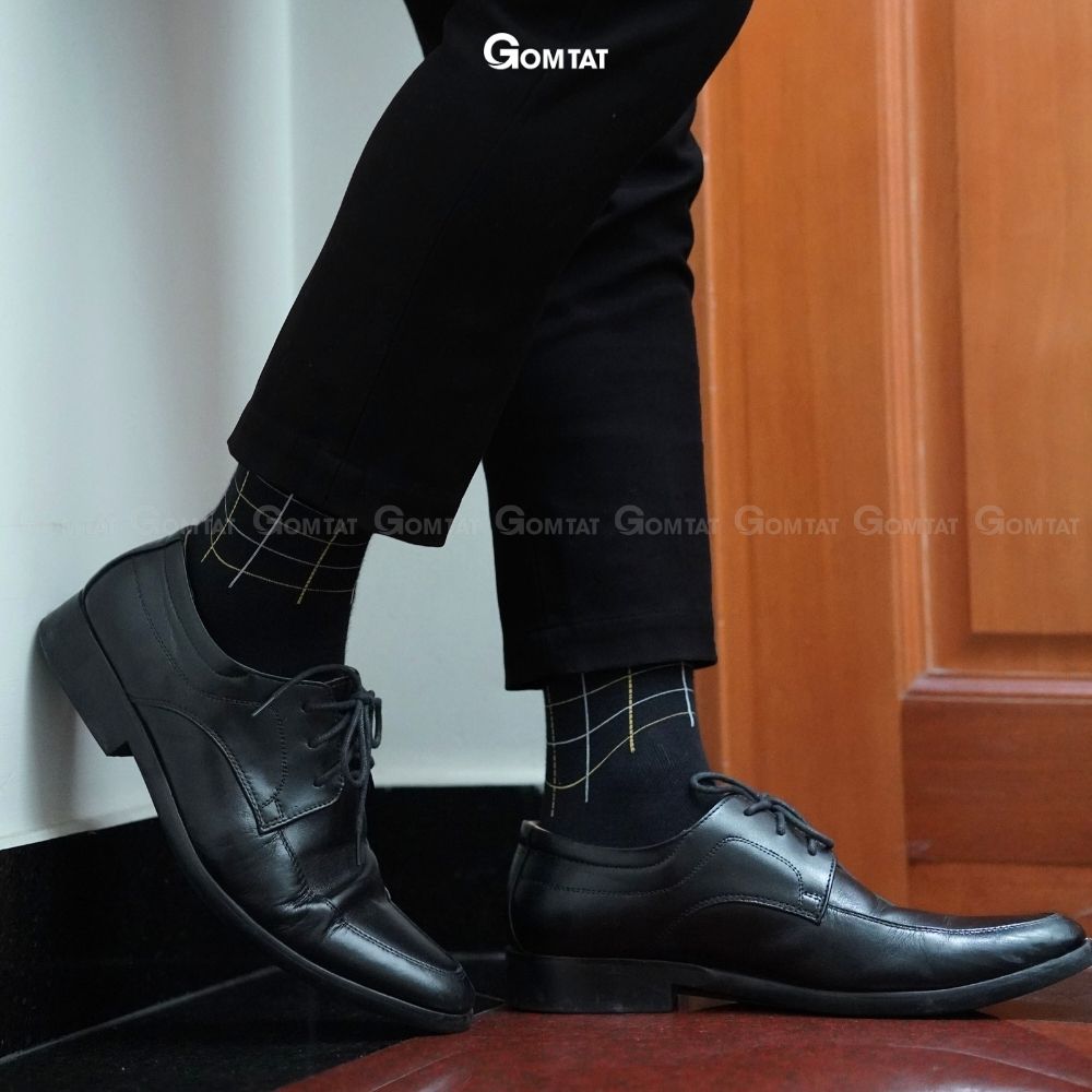 Hộp 7 đôi tất đi giày tây nam cổ cao màu đen, vớ nam công sở cao cổ, chất liệu cotton cao cấp thoáng khí - GOM-MIX10-CB7