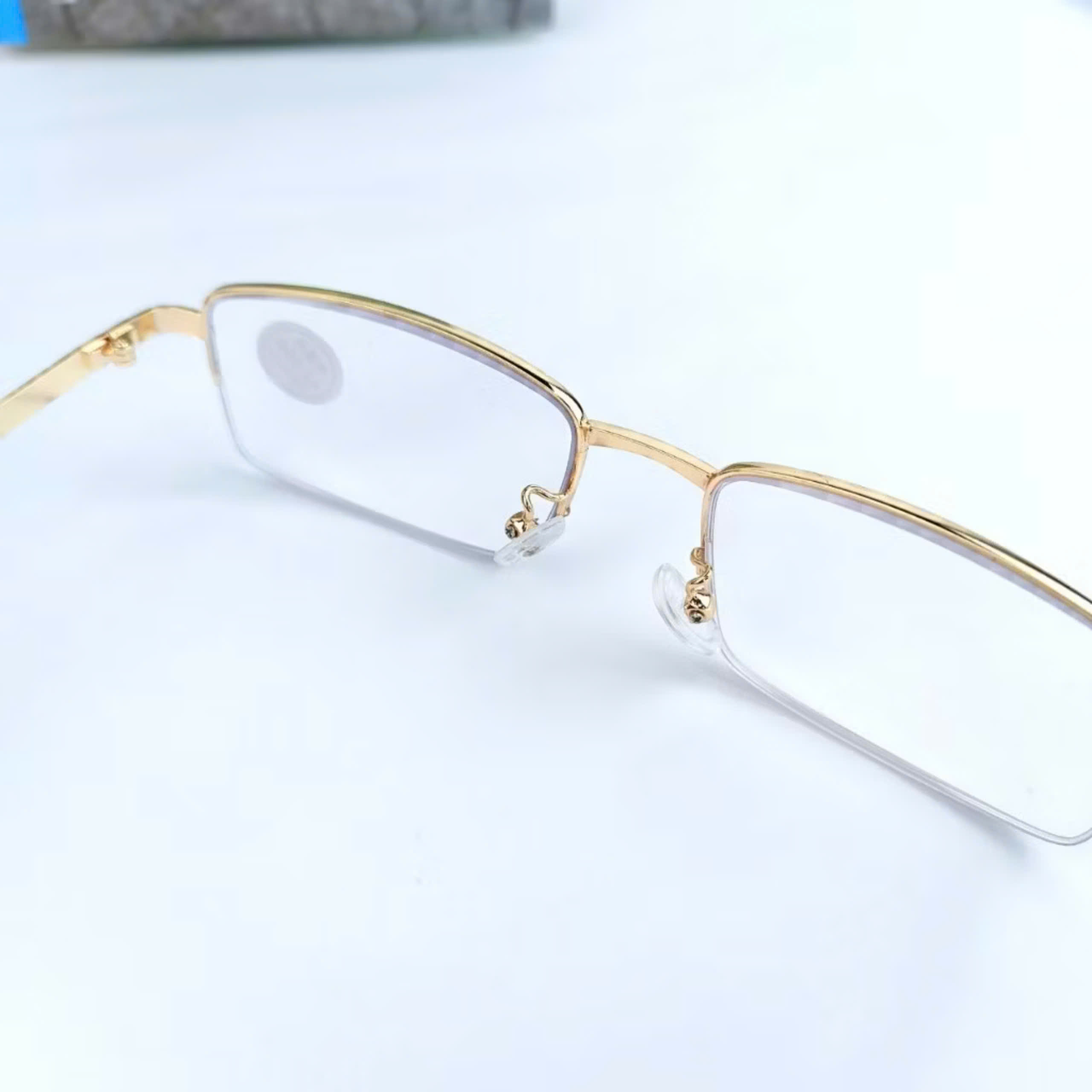 Kính lão nam nữ nửa viền cước chống ánh sáng xanh tặng hộp da cao cấp A04