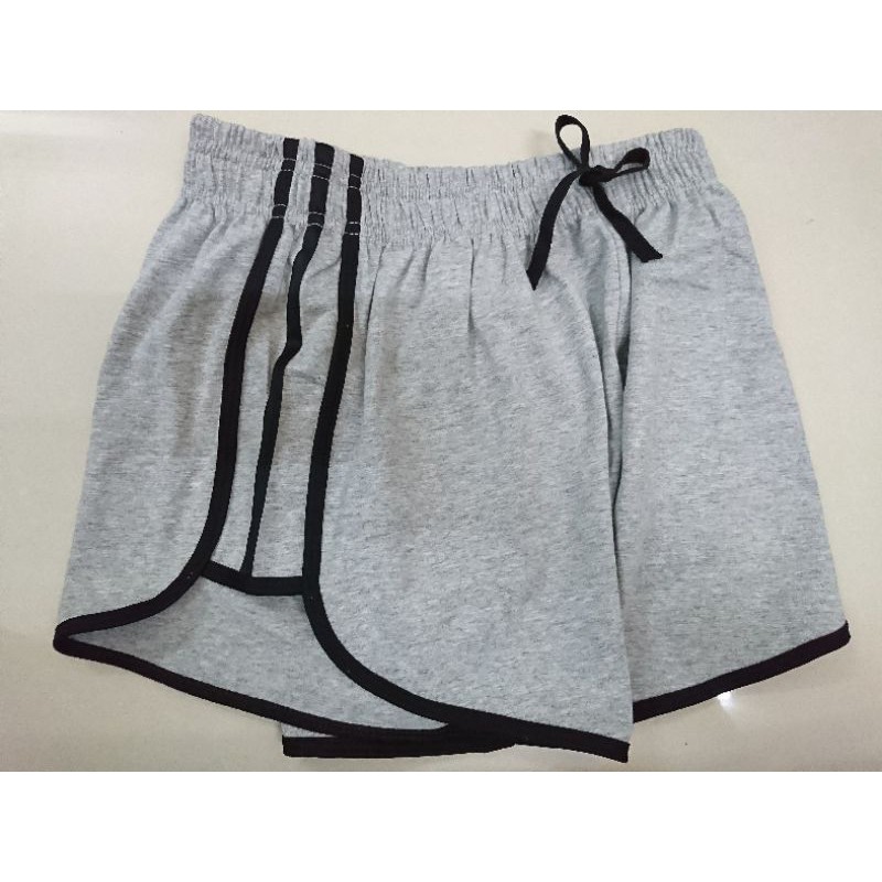 Quần short nữ chất cotton 3 sọc viền hông thoáng mát và co giãn, bền đẹp