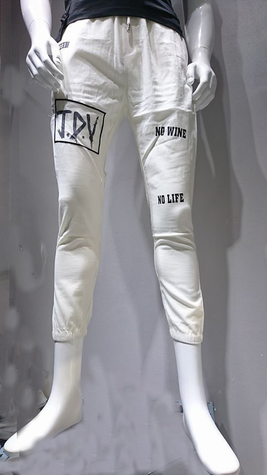 Quần jogger bó ống đầy cá tính
