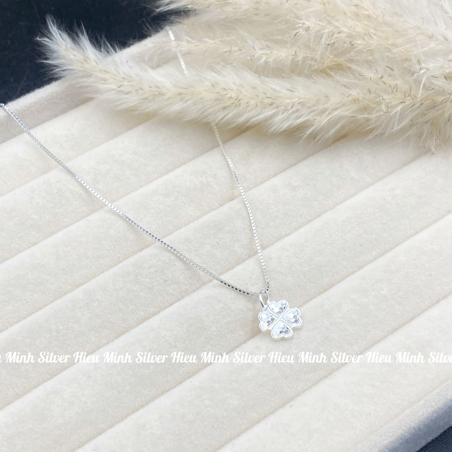 Dây Chuyền Bạc Nữ Mặt Cỏ Bốn Lá Kiểu Phay Bạc Hiểu Minh DMD551