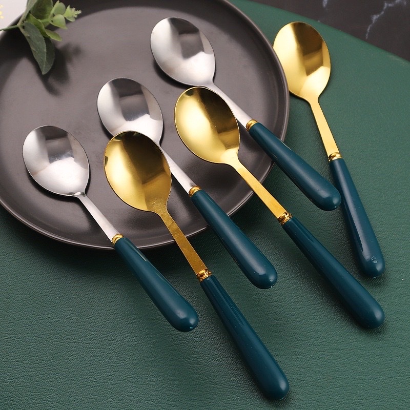 Hộp 6 muỗng vân đá inox sang trọng , kiểu dáng Tây Âu , muỗng ăn decor , thiết kế tinh tế hiện đại , phù hợp dùng trong mọi hoàn cảnh trang trí bàn ăn rất đẹp và sang