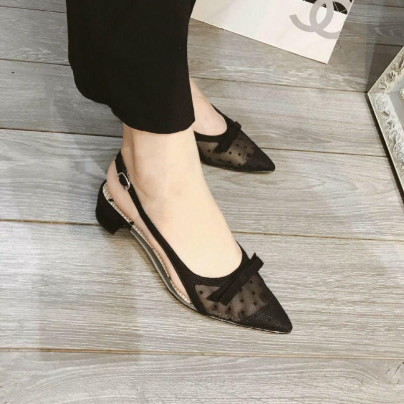 giày cao gót lưới và bệt lưới