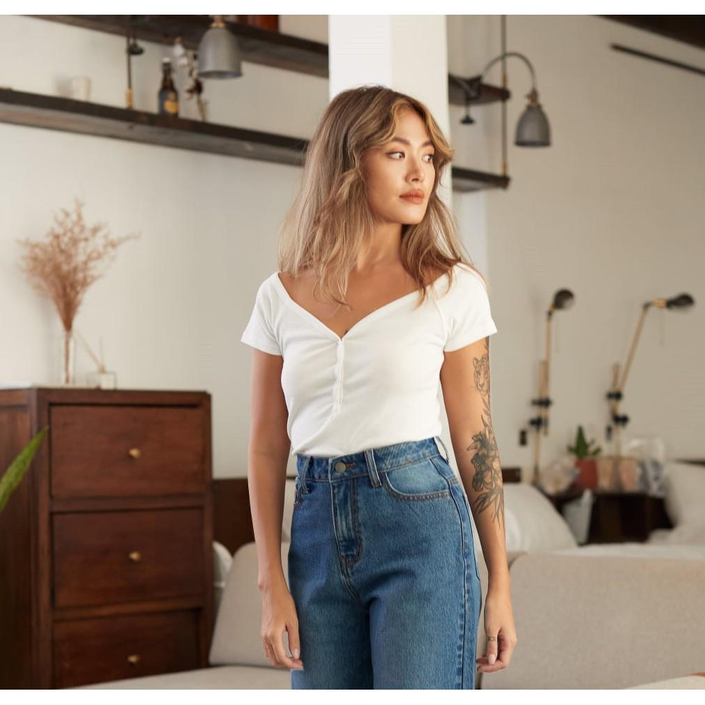 Button V-neck Short Sleeves - White