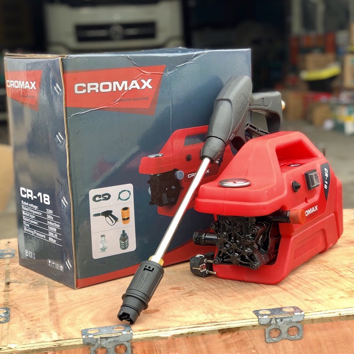 Máy Rửa Xe 1800W Cromax CR-18