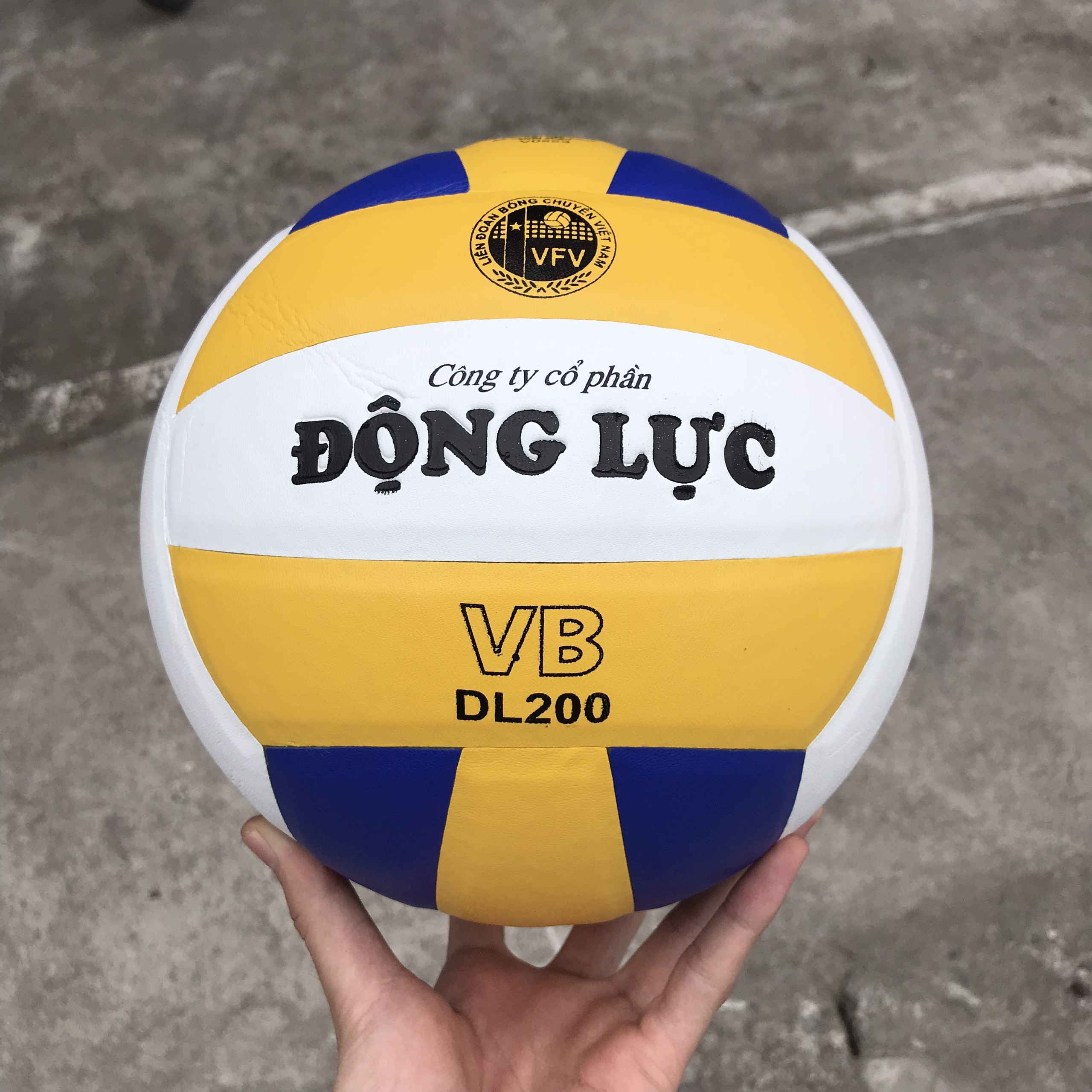 Bóng chuyền động lực - DL 200 cao cấp