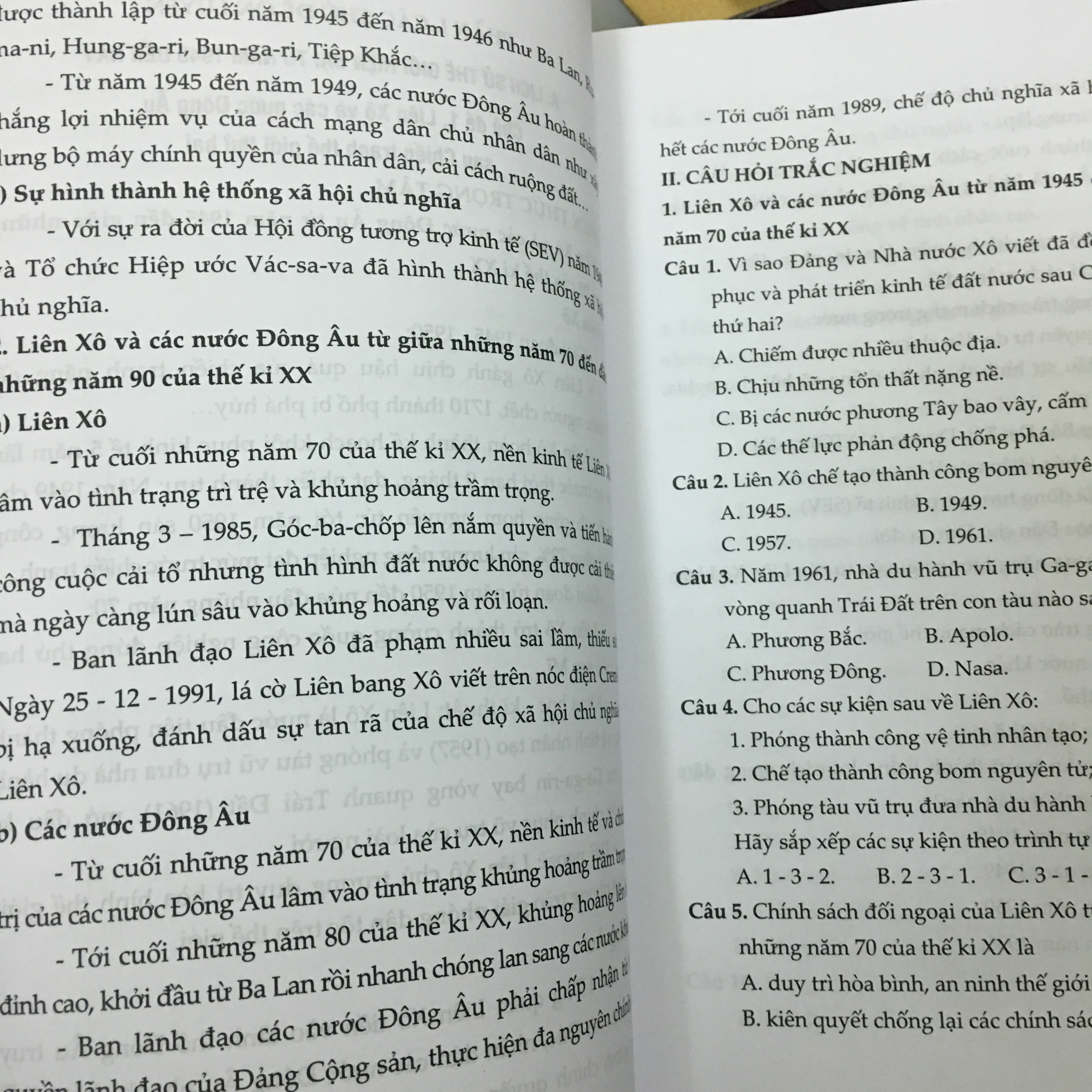 Hướng dẫn ôn tập thi vào lớp 10 môn Lịch Sử ( Mới )