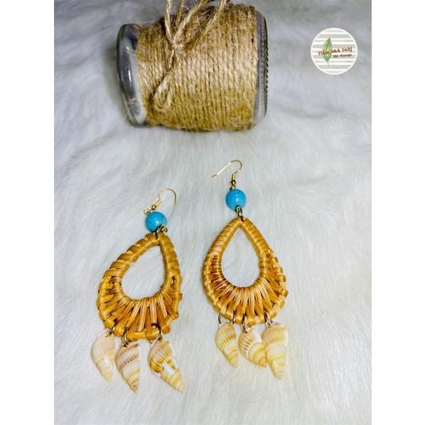 Bông tai thả mây hình giọt nước vỏ ốc Tiệm nhà Sakj