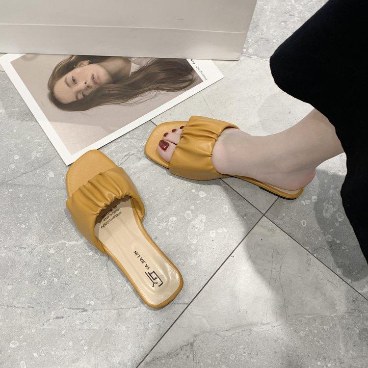 Dép quai ngang phong cách Hàn Quốc sành điệu cho nữ