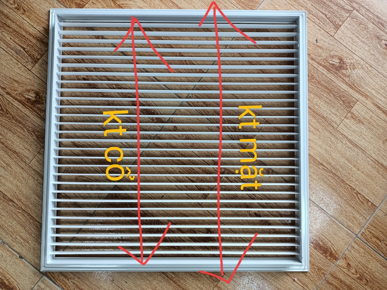 Cửa gió nhôm 450x450 nan bầu dục, miệng gió điều hòa âm trần nhôm