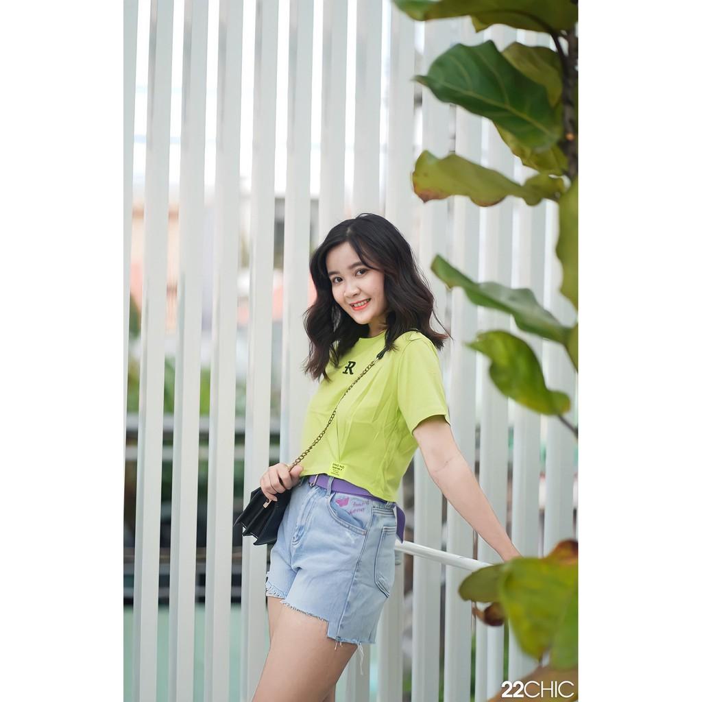 Quần shorts jeans thêu họa tiết - 22CHIC