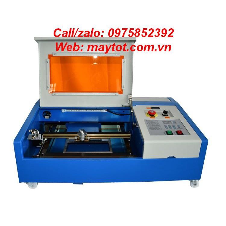 Máy cắt khắc laser model YH-3020 khắc tem trên vật liệu phi kim loại như tem sừng bò, gỗ, con dấu nhựa đỏ,pha lê,..