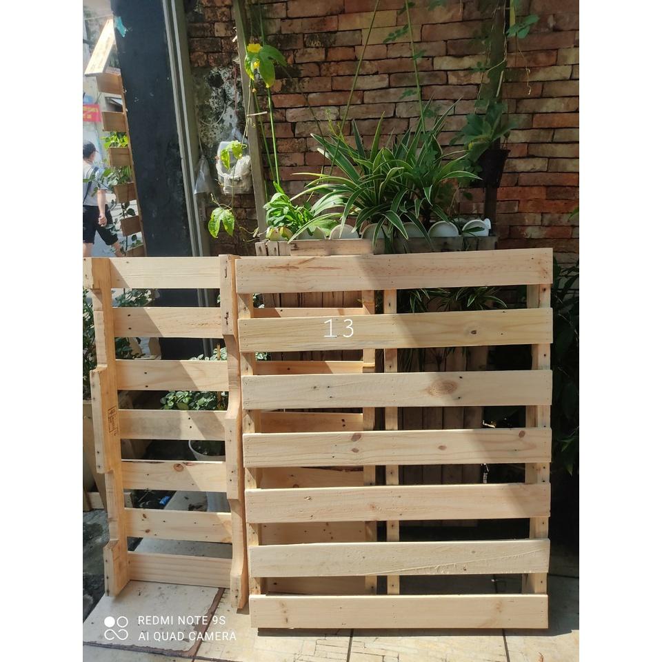 Giường Pallet / Giường Ngủ Pallet Gỗ Thông Gấp Gọn / Giường Gỗ Thông nhập khẩu Mới 95%