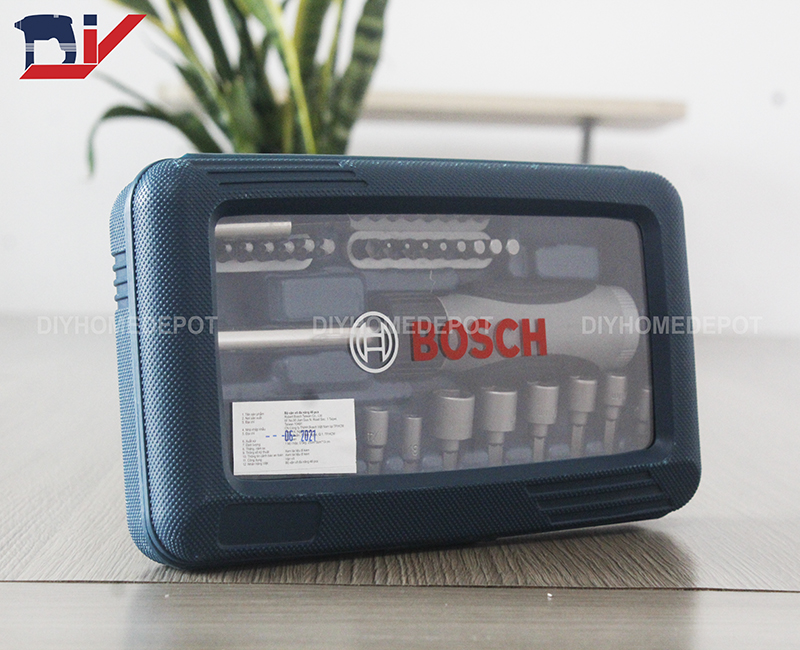 Bộ Bặn Vít Đa Năng Bosch 46 món - Giao màu ngẫu nhiên