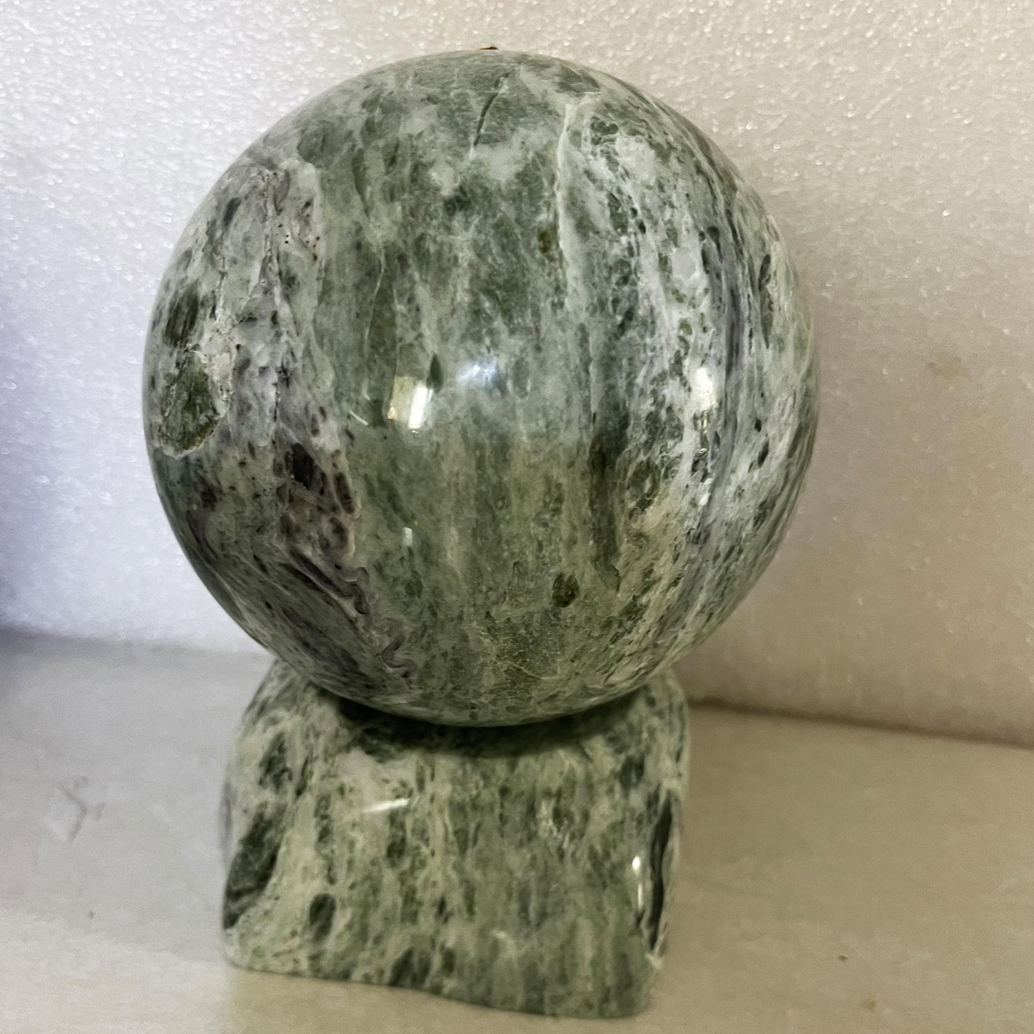Cầu bi phong thủy xanh đường kính 12 cm đến 13 cm
