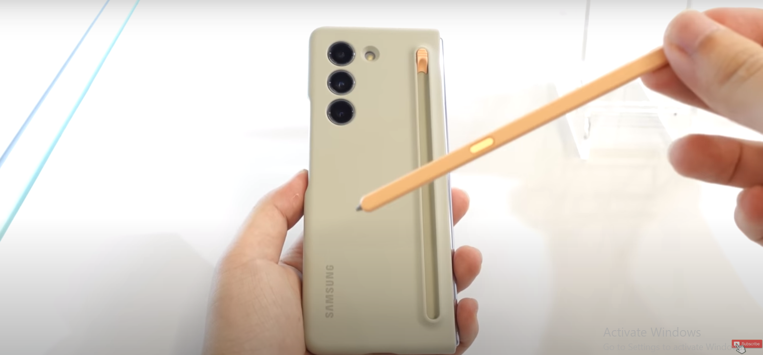 Ốp Samsung kèm Spen Fold 5 màu Kem - Hàng Chính hãng
