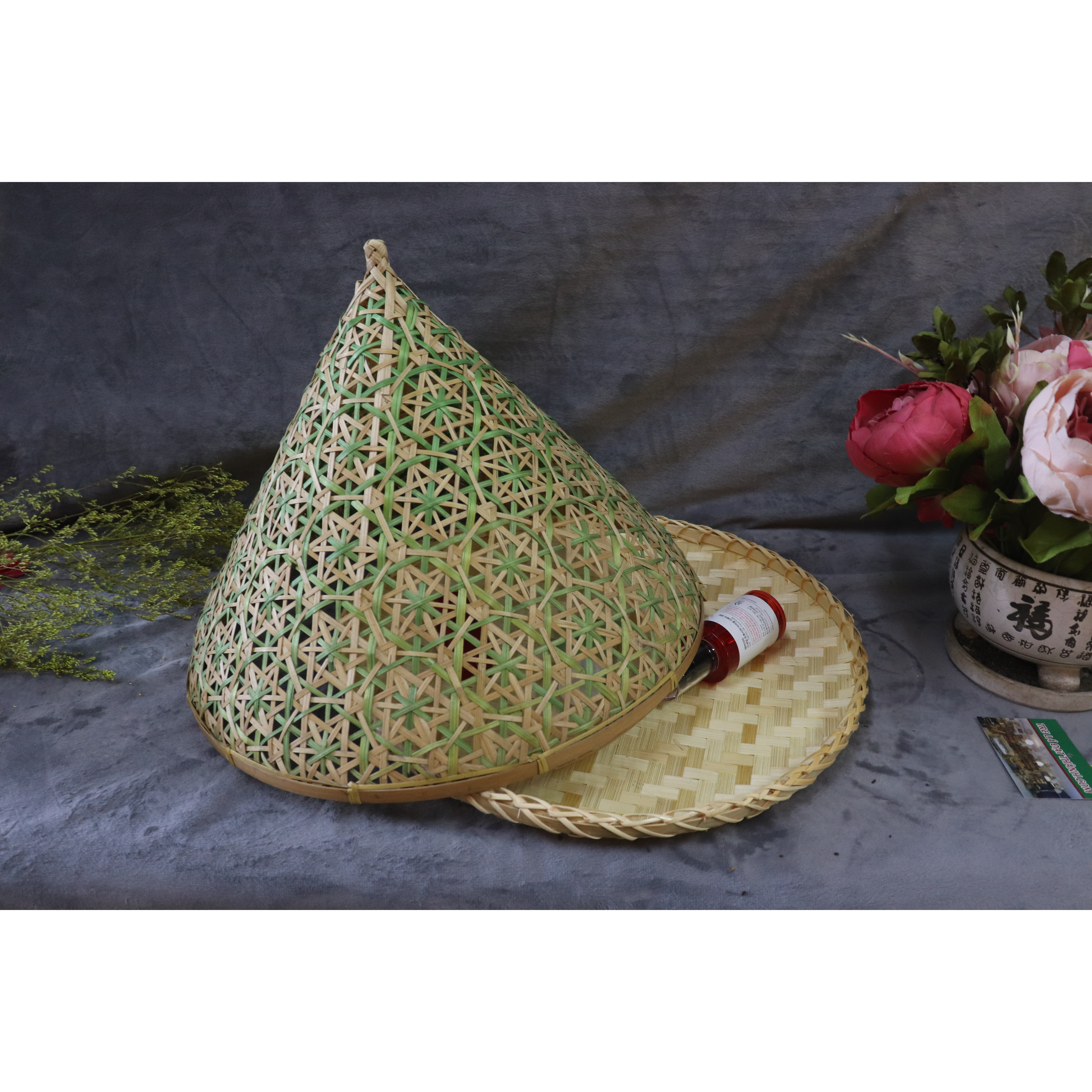 Lồng bàn hoa thị nhọn, D30cm, nhiều màu sắc, giao màu ngẫu nhiên