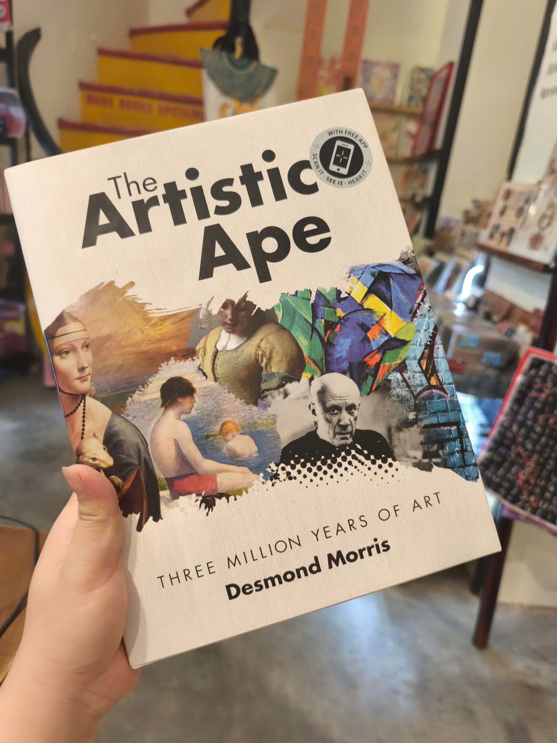 Sách - The Artistic Ape: Three Million Years of Art by Desmond Morris | Ngoại văn Bìa cứng