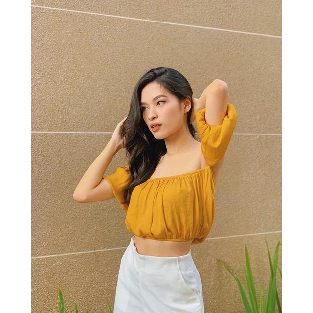 Áo croptop lụa trễ vai quyến rũ Tira Top