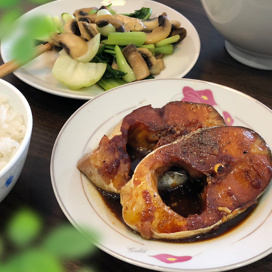 Cá basa kho tộ 3S khay 600gr - Nguyên liệu đã được sơ chế