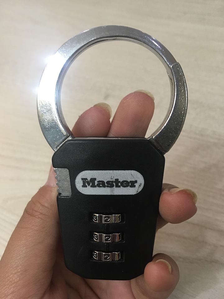 Khóa số Master Lock 1550 DCOL nhiều màu - khóa vali hành lý