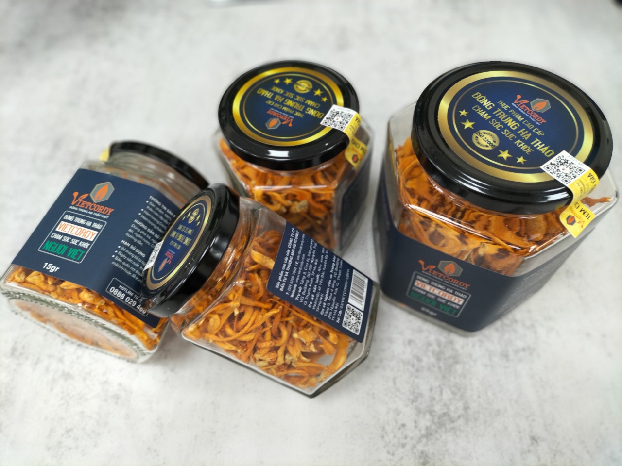 HÈ SÔI ĐỘNG ( MUA 3 HŨ *15GR TẶNG NGAY 1 HŨ 15GR CÙNG LOẠI )