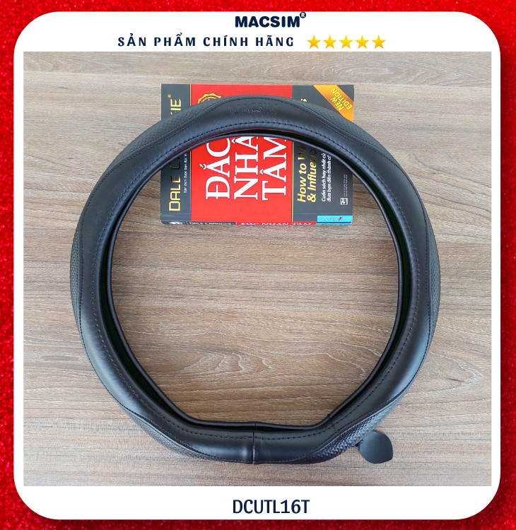 Bọc vô lăng cao cấp Macsim mã DCUT L16T chất liệu da thật - Khâu tay 100%