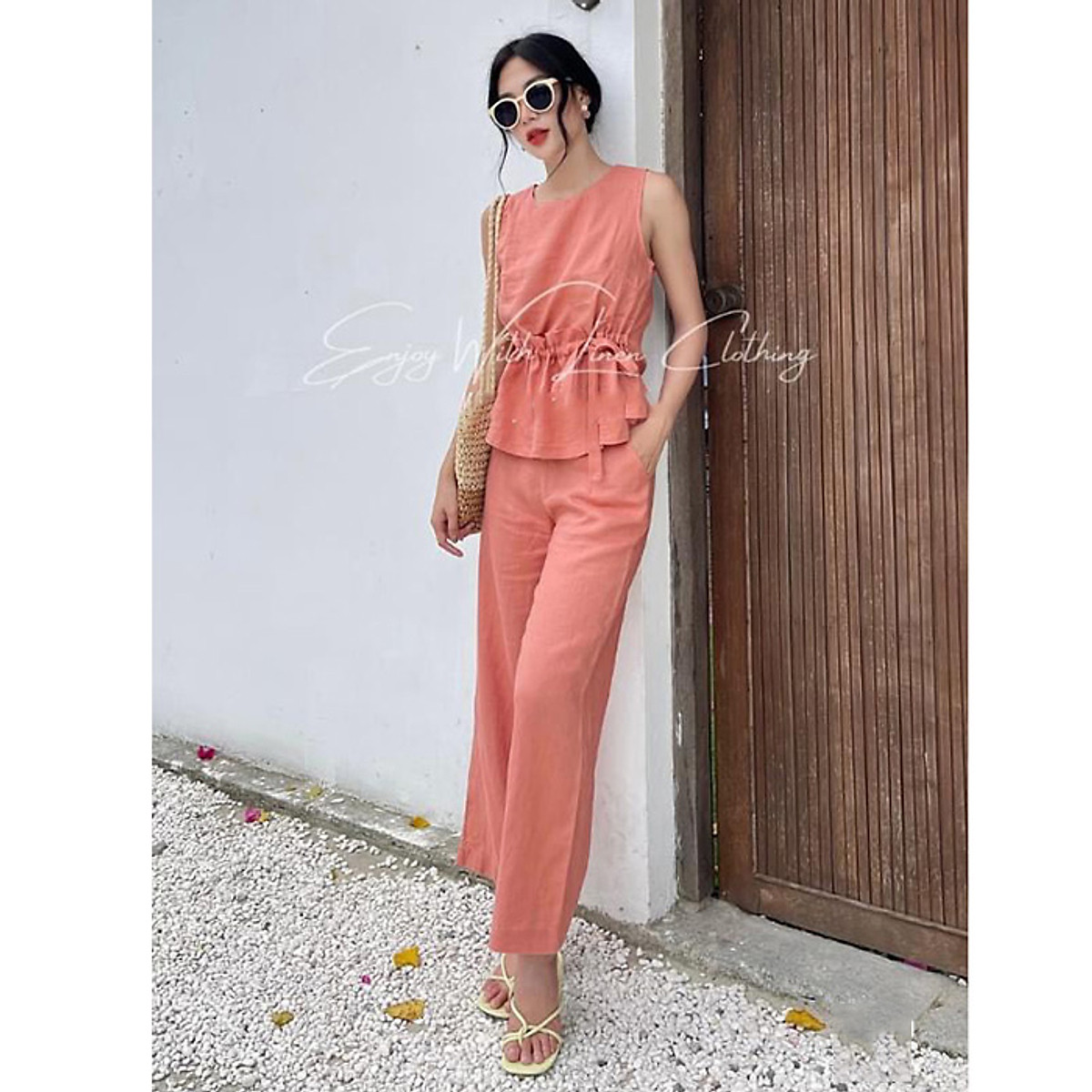 Set bộ linen quần đứng kèm áo ghile nhún bèo trẻ trung