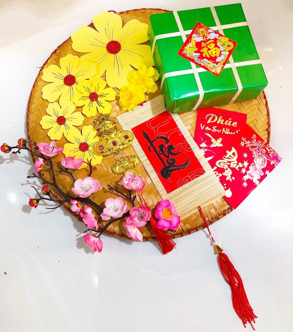 1 mẹt hoa Tết bánh chưng hoa đào - Flat bamboo for Tet pktet64