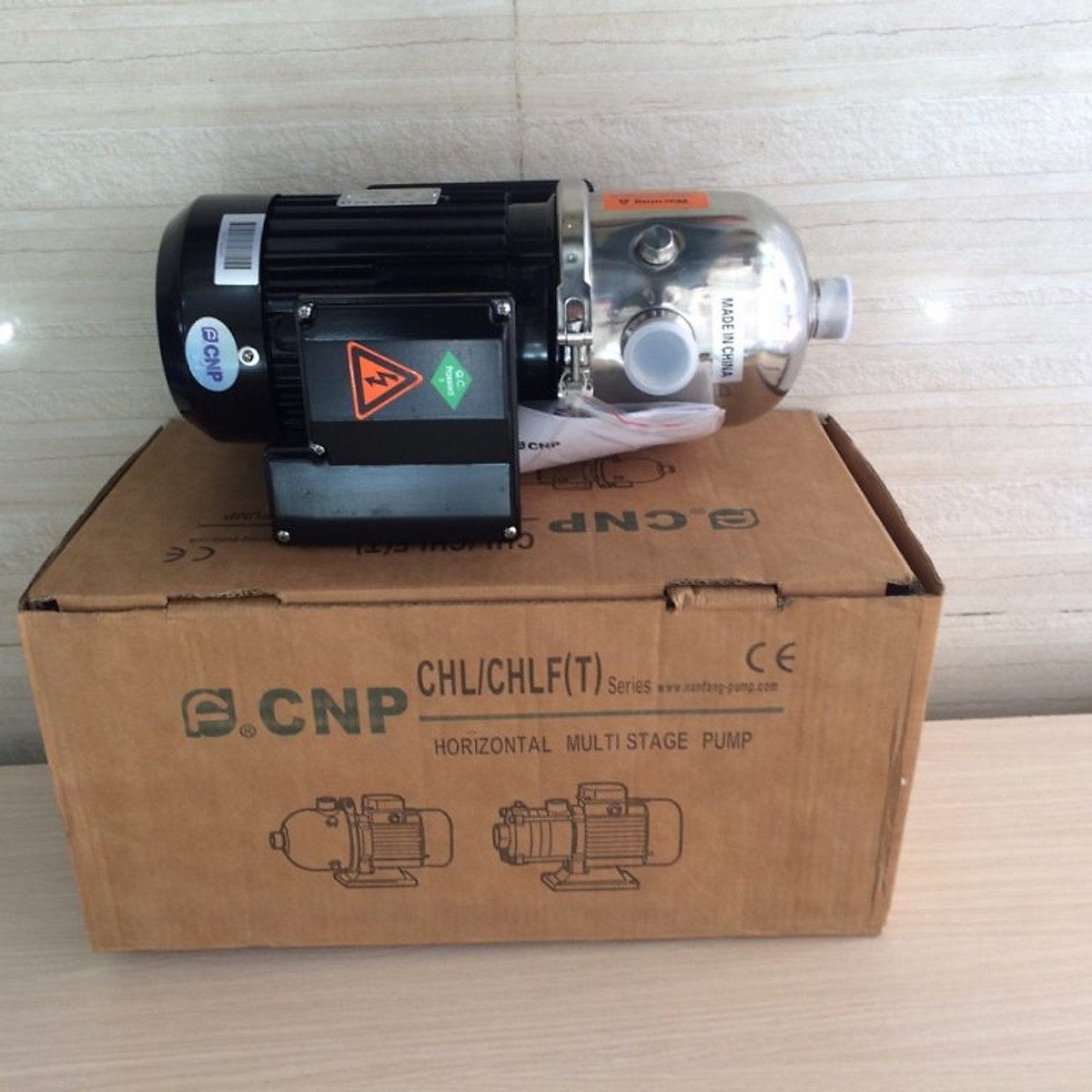 Máy bơm CNP CHL 12-10