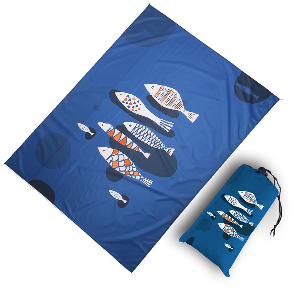 Chăn Đi Biển Không Thấm Nước Nhẹ