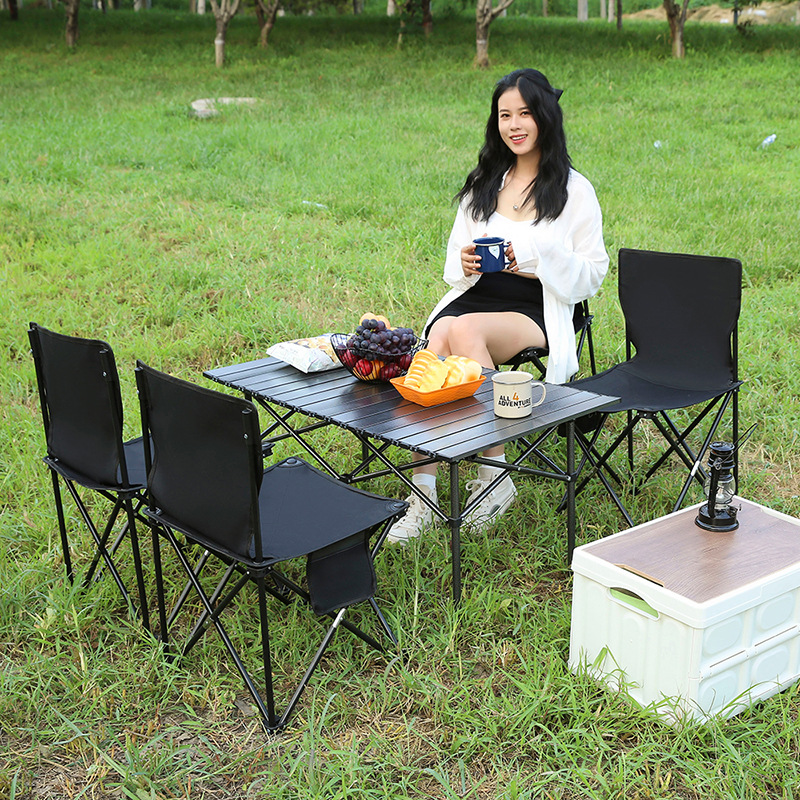 Bàn Xếp Gấp Gọn Du Lịch Và Dã Ngoại Dễ Mang Theo Khi Đi Cắm Trại Picnic Ăn Uống Cùng Gia Đình MÀU ĐEN