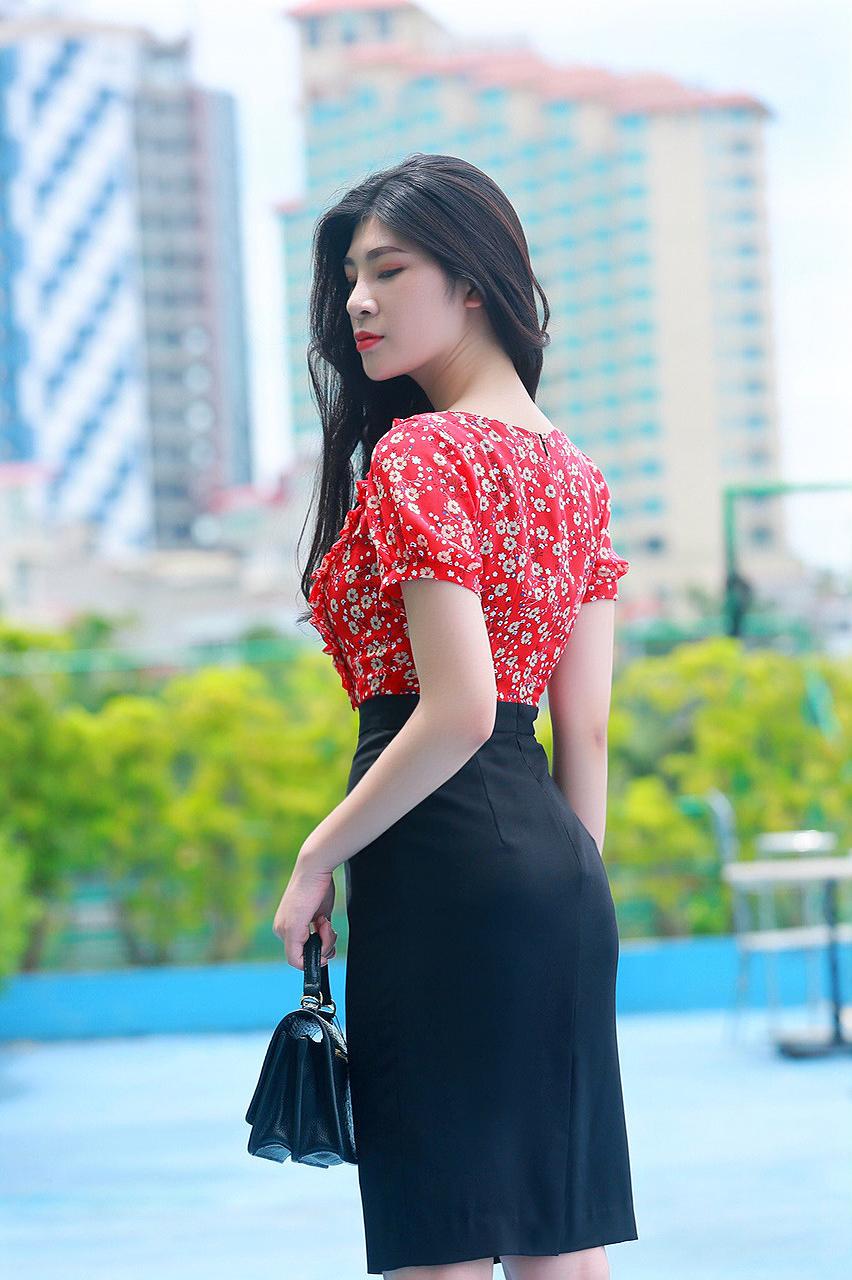 Đầm công sở phối hoa nữ cao cấp EV02