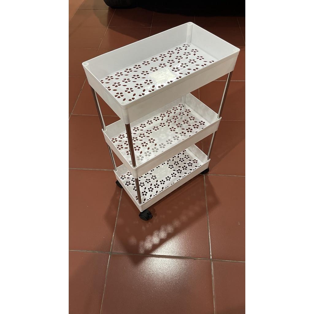 Kệ Nhựa Để Đồ 3 Tầng Có Bánh Xe Tiện Lợi