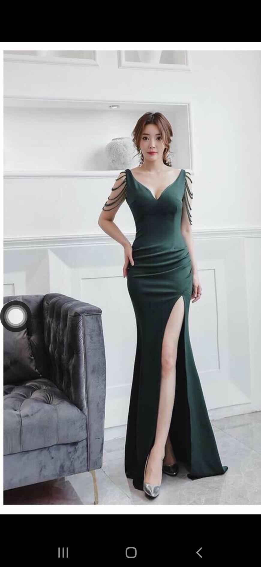 Đầm dạ hội tay hạt cao cấp