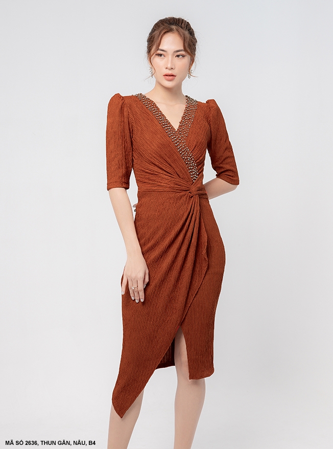 ĐẦM CỔ TIM CHÉO TAY LỠ LAI ĐẤP CHÉO QUYẾN RŨ