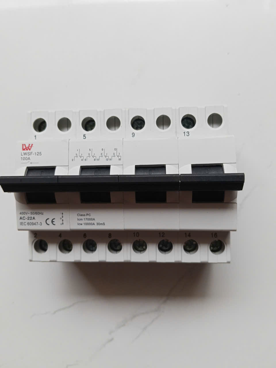 CB đảo chiều 2 nguồn điện 3 pha 380V 4P 63A-100A mẫu mới 2025