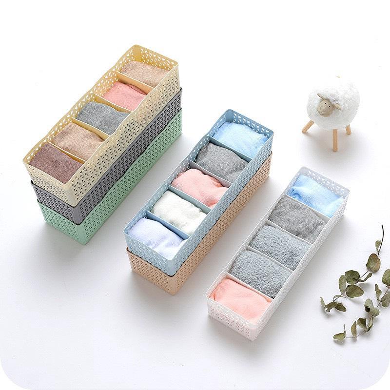 Khay Đựng Vớ, Vật Dụng Cá Nhân 4 Ngăn Tiện Lợi
