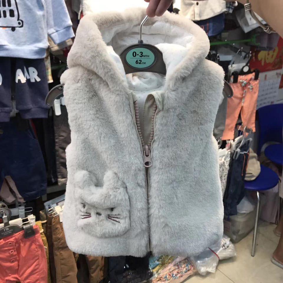 Áo khoác gile lông Nutmeg cực xinh, hình mèo đáng yêu