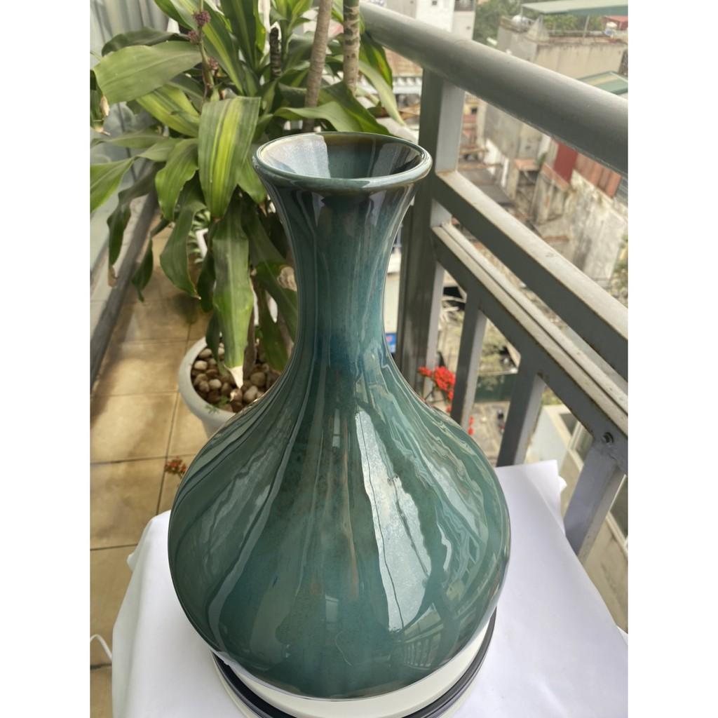 BÌNH HOA HÚT LỘC DÁNG ĐÀN TỲ BÀ ĐỘC ĐÁO