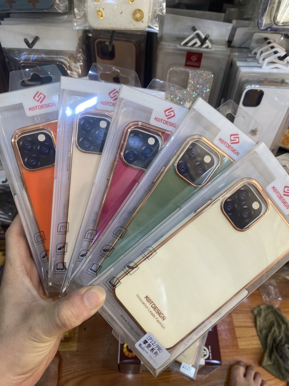 Ốp lưng KST màu chống bụi bẩn dành cho iphone 12/12 pro - Hàng Chính Hãng