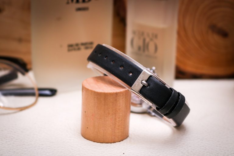 Đồng Hồ Nữ JA-1308LA Julius Hàn Quốc Lịch Mặt Trăng ( Đen Trắng)