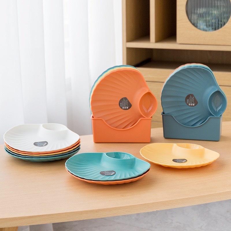 BỘ 4 ĐĨA NHỰA LÚA MẠCH HÌNH CON SÒ - DĨA ĐỰNG THỨC ĂN, BÁNH KẸO CÓ NGĂN ĐỂ GIA VỊ