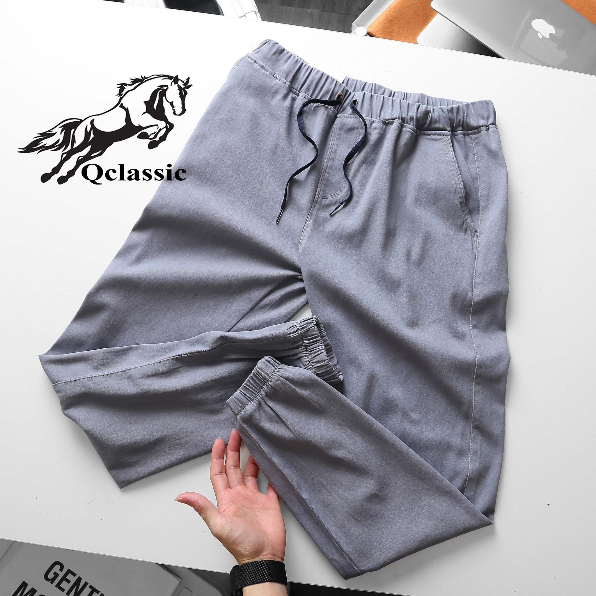 Quần jogger nam dài chất liệu vải nỉ cao cấp, phong cách thể thao, năng động, đem đến năng lượng trẻ trung, chất vải thoáng mát, thoải mái, dễ dàng hoạt động Q0004