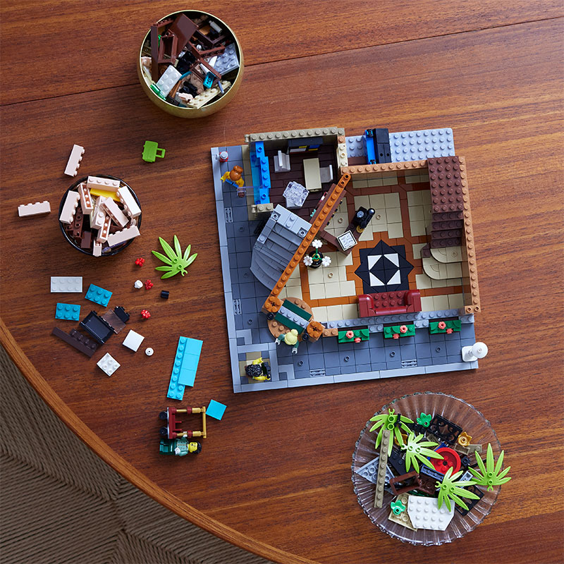 Đồ Chơi LEGO Khách Sạn Cổ Điển 10297