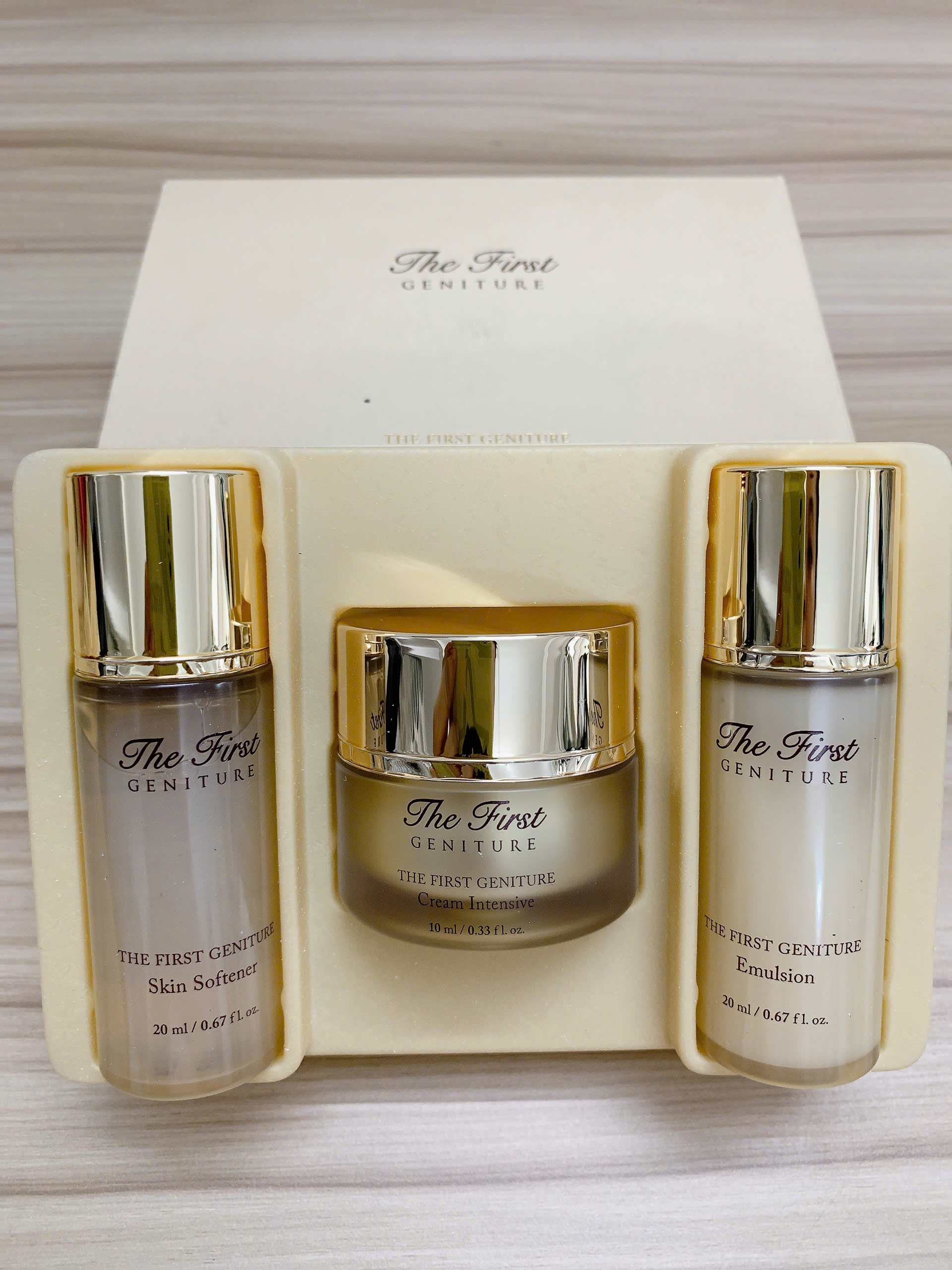 Bộ Dưỡng Tái Tạo Da Tinh Chất Vàng Ohui The First Geniture Special Gift 3pcs 47ml