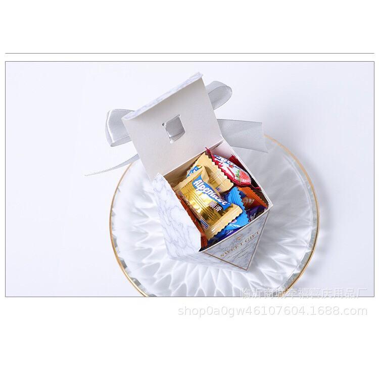 Set 20 / 50 hộp quà cưới kèm dây ruy băng