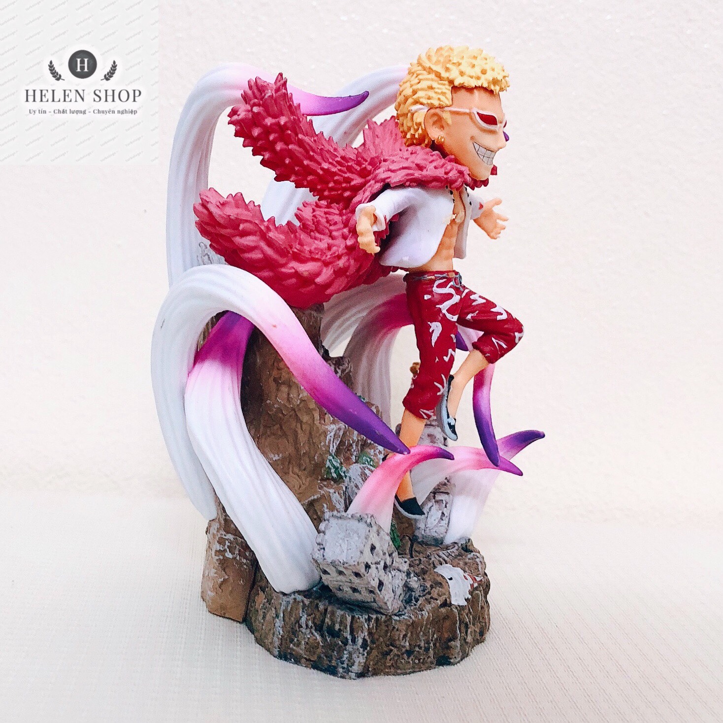 Mô hình One Piece Doflamingo cực thất vũ hải, ông trùm thế giới ngầm cực đẹp