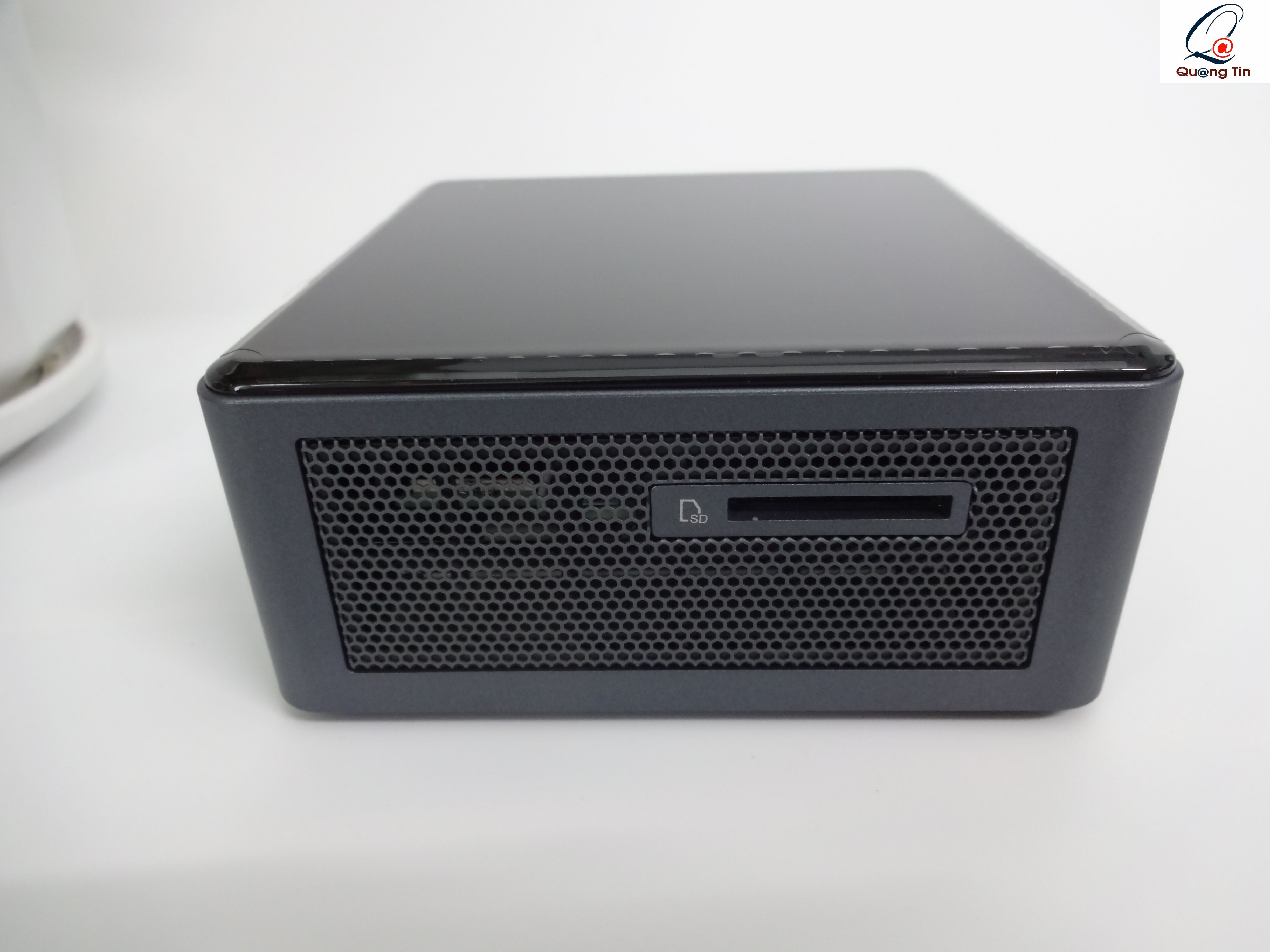 Máy tính MINI Intel NUC Kit NUC10i3FNH - Core i3-10110U- Hàng Chính Hãng