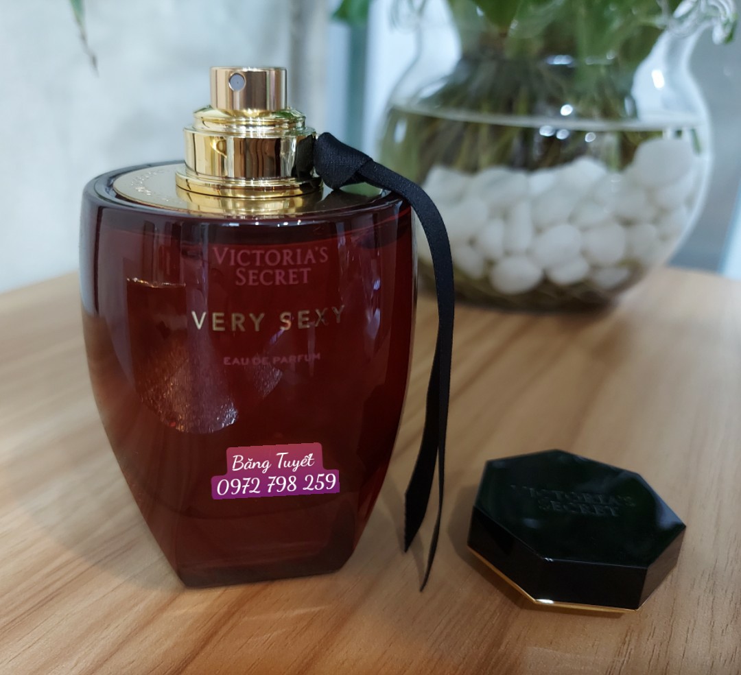 Nước hoa nữ VERY SEXY Victoria's Secret Perfume 100ml MỸ .Một mùi hương quyến rũ, gợi cảm, đầy thu hút, và độ lưu hương rất lâu
